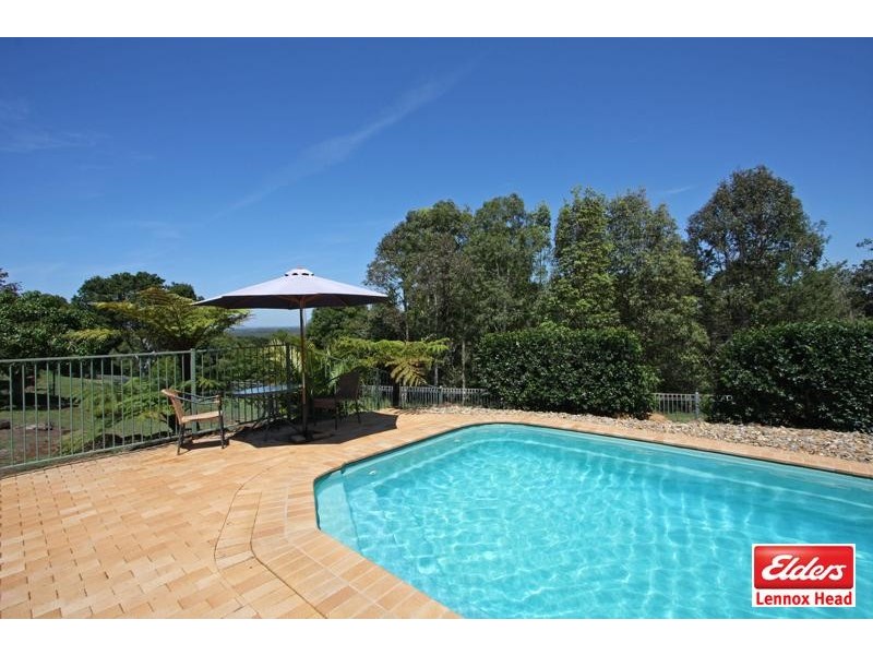 8 The Crest, Lennox Head NSW 2478