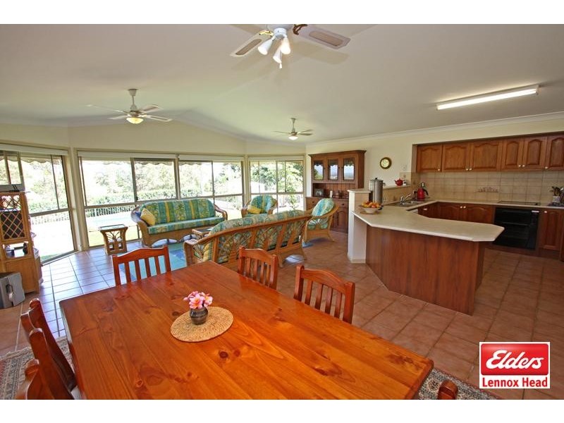 8 The Crest, Lennox Head NSW 2478