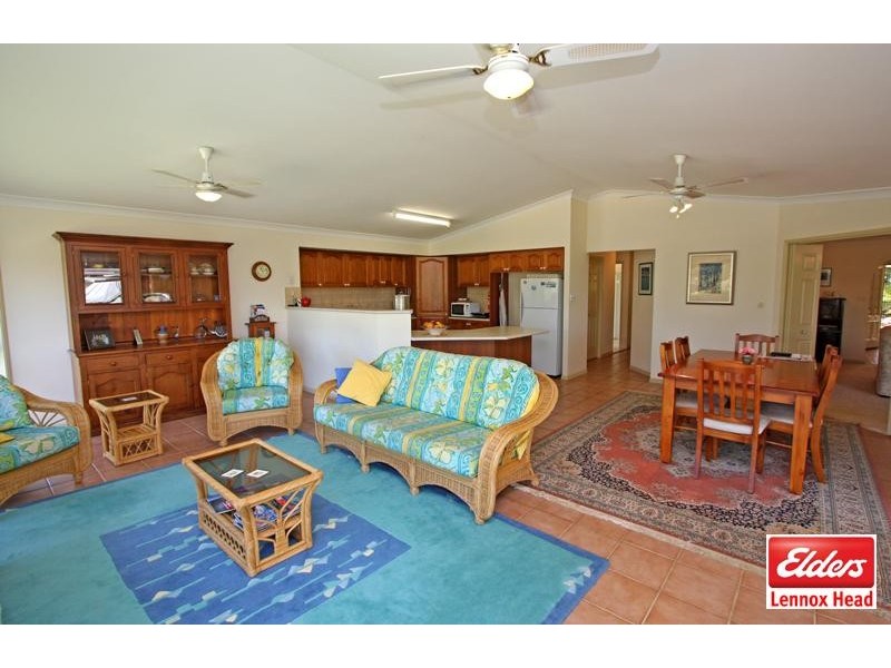 8 The Crest, Lennox Head NSW 2478