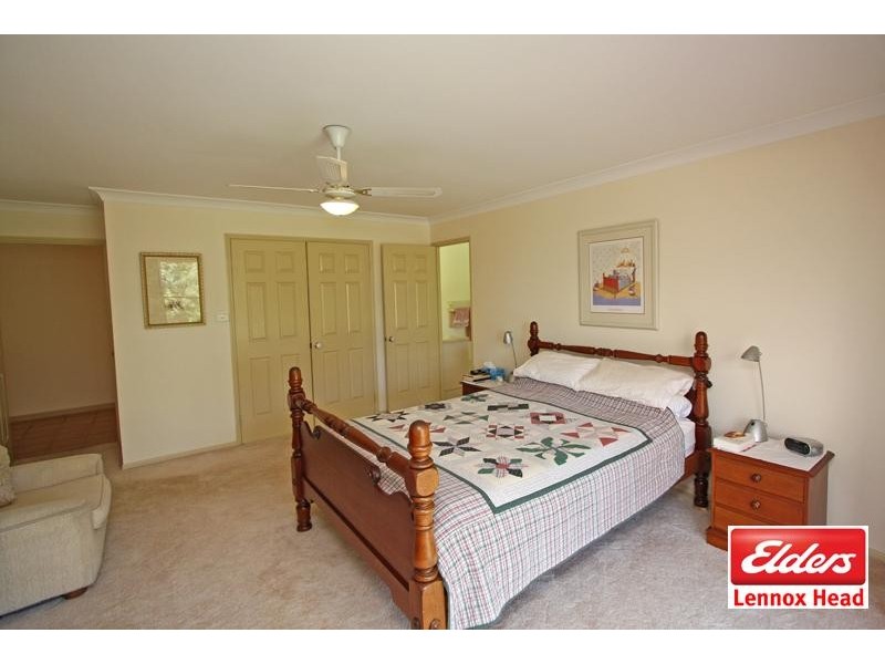 8 The Crest, Lennox Head NSW 2478