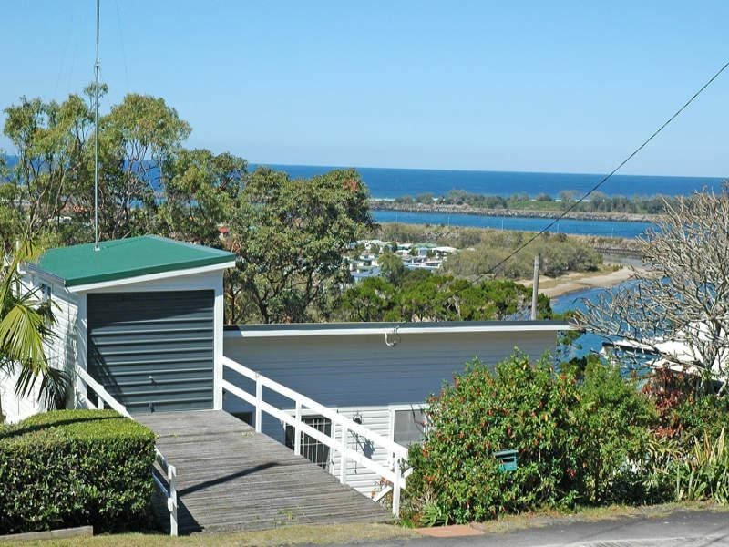 45 Pine Avenue, East Ballina NSW 2478