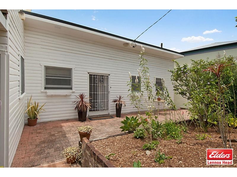 45 Pine Avenue, East Ballina NSW 2478