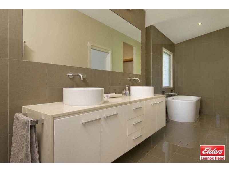 16 Fieldcrest Place, Lennox Head NSW 2478