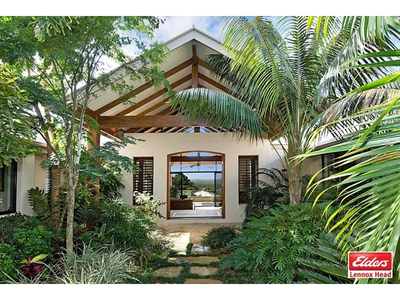 8 Stonehenge Place, Lennox Head NSW 2478