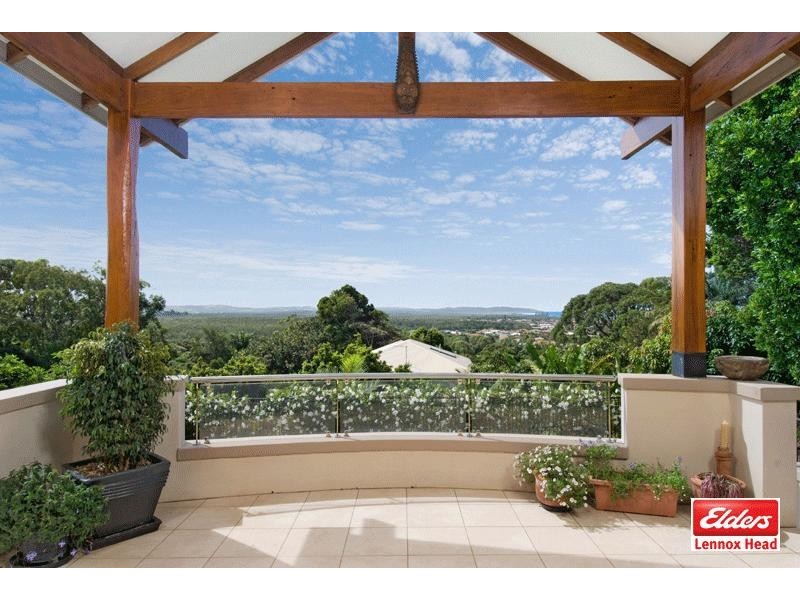 8 Stonehenge Place, Lennox Head NSW 2478