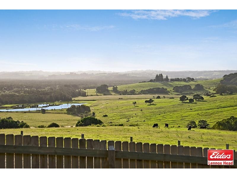 8 Victor Place, Lennox Head NSW 2478