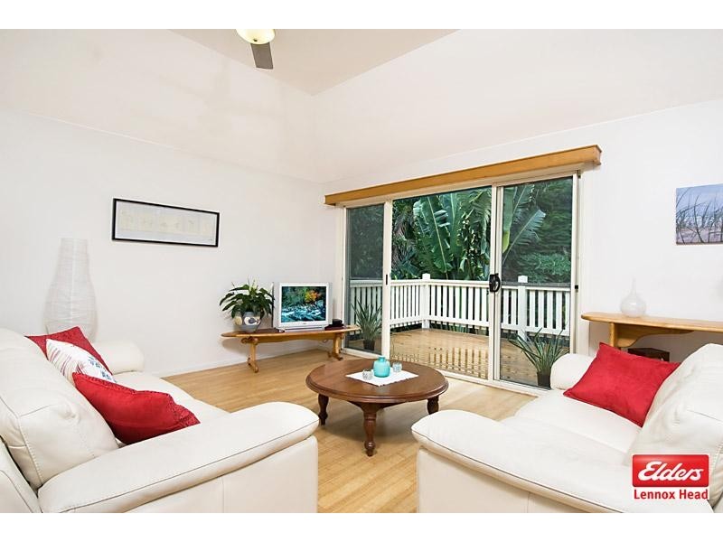 10 Hilltop Place, Lennox Head NSW 2478