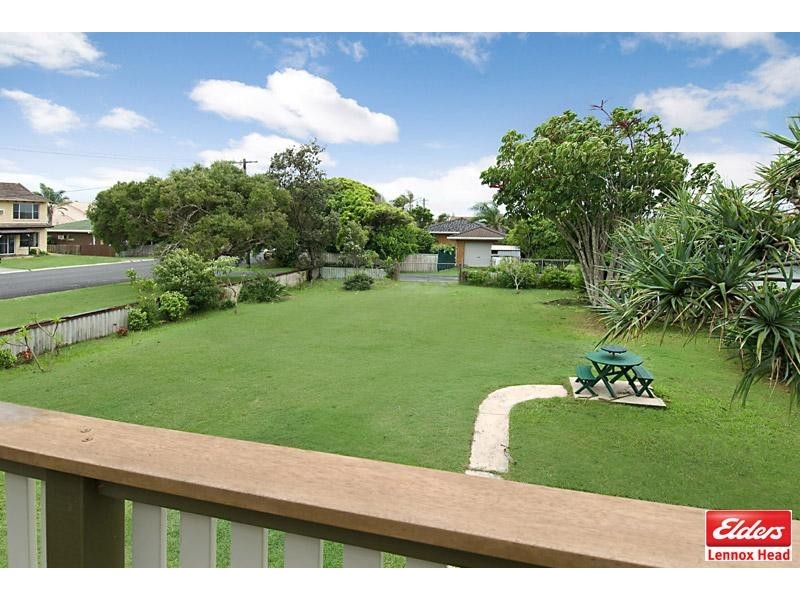 14 Byron Street, Lennox Head NSW 2478
