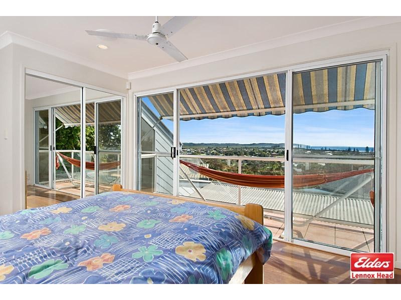 2/11 Sunrise Crescent, Lennox Head NSW 2478