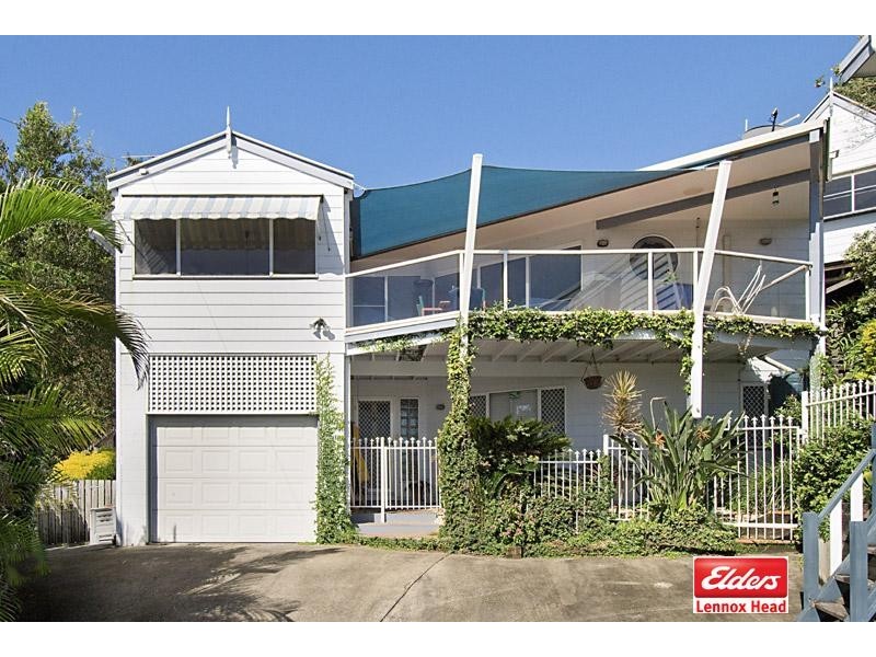 2/11 Sunrise Crescent, Lennox Head NSW 2478