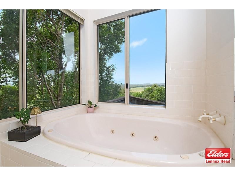 4 Page Court, Lennox Head NSW 2478