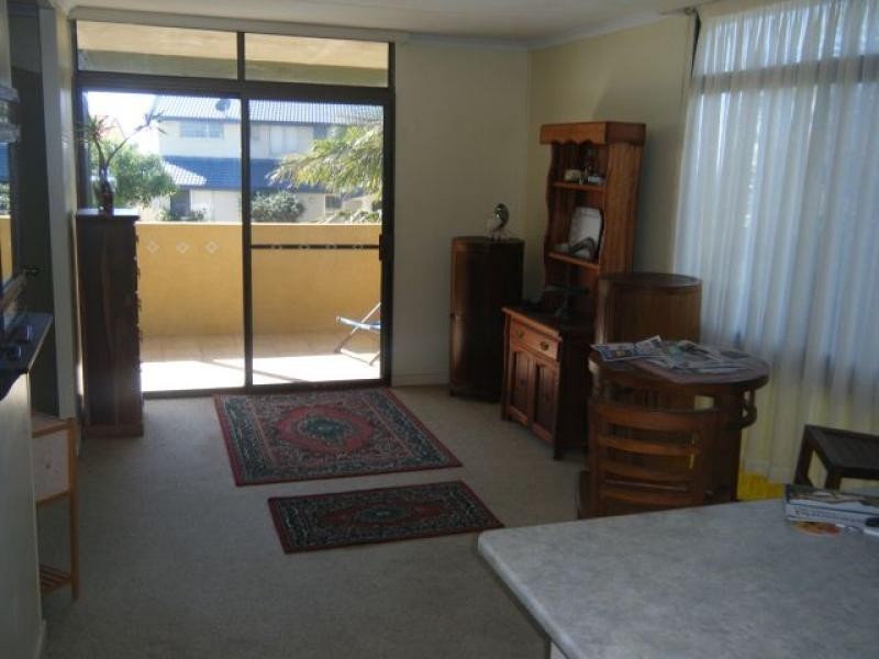 1/2 Henderson Place, Lennox Head NSW 2478