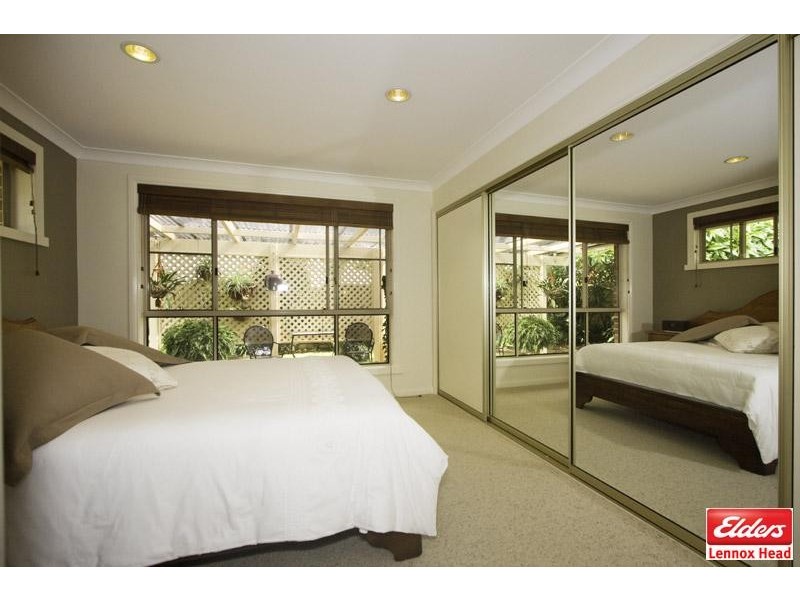 4 Loedna Place, Lennox Head NSW 2478