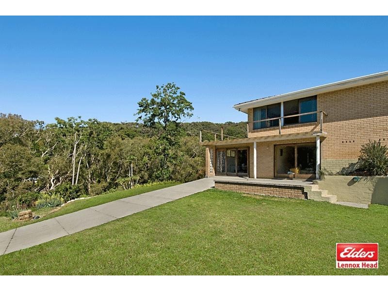 124 Beach Road, Broken Head NSW 2481