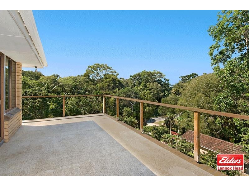 124 Beach Road, Broken Head NSW 2481