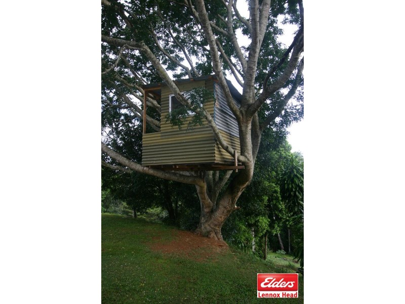 10 Hilltop Place, Lennox Head NSW 2478