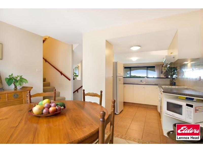 Unit 4/2 Pinnacle Row, Lennox Head NSW 2478