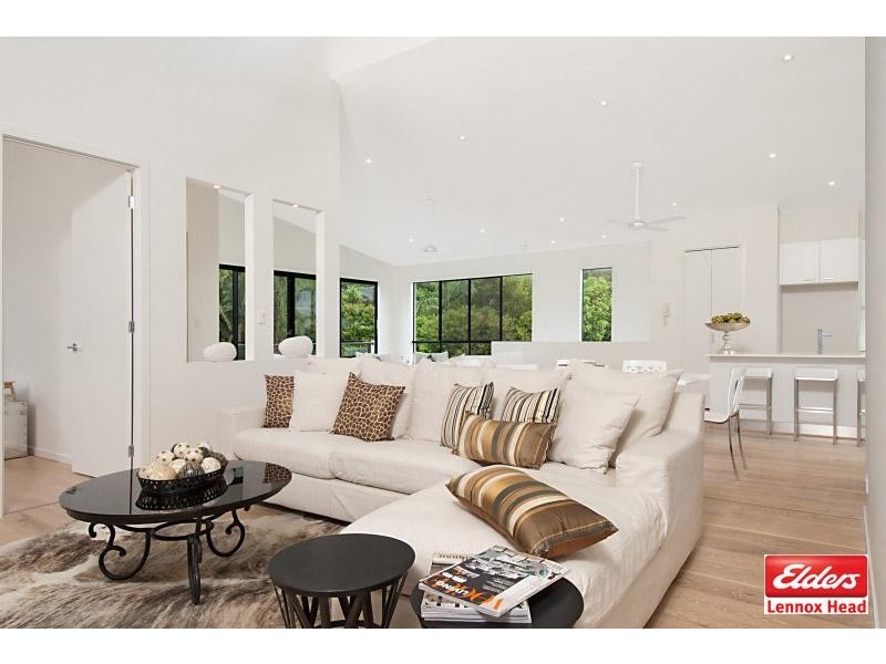 31 Kalemajere Drive, Suffolk Park NSW 2481