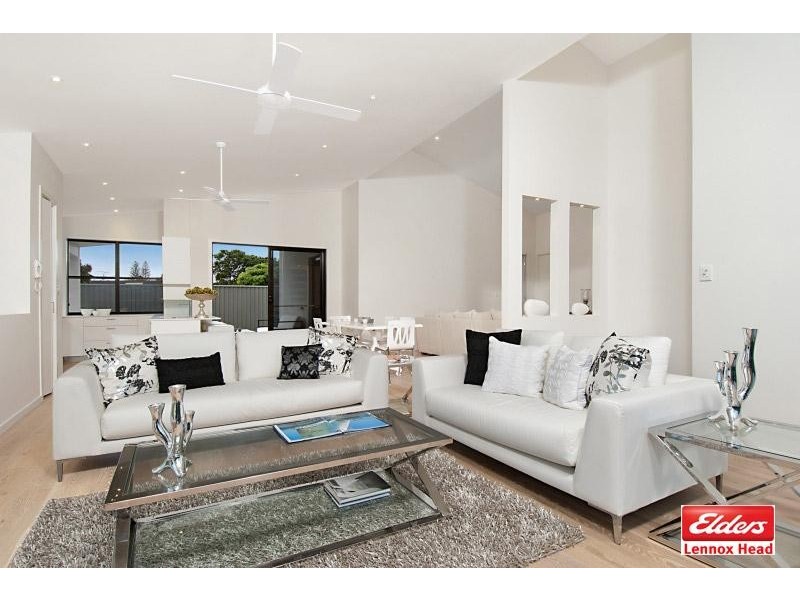 31 Kalemajere Drive, Suffolk Park NSW 2481