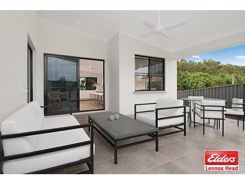 31 Kalemajere Drive, Suffolk Park NSW 2481