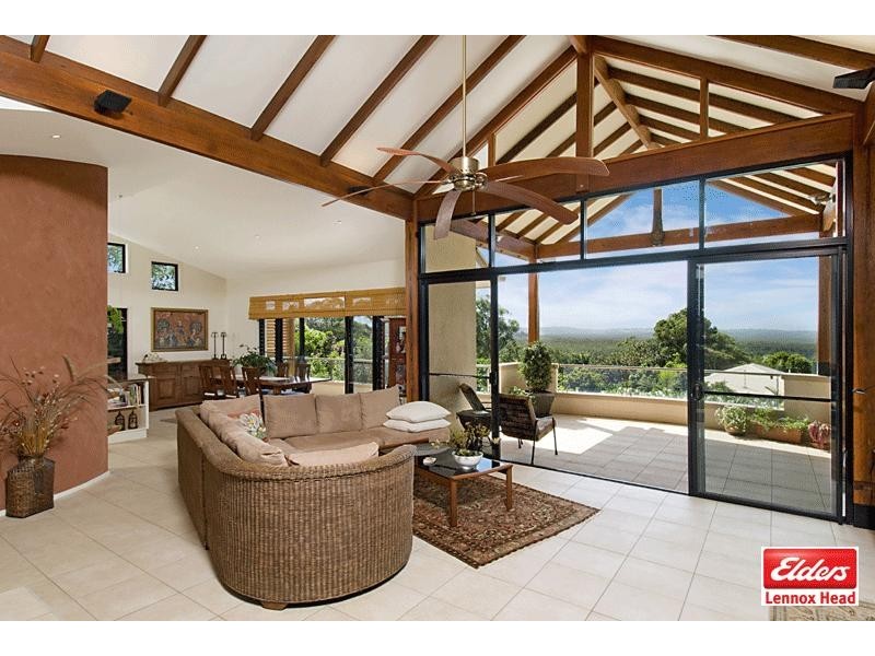 8 Stonehenge Place, Lennox Head NSW 2478