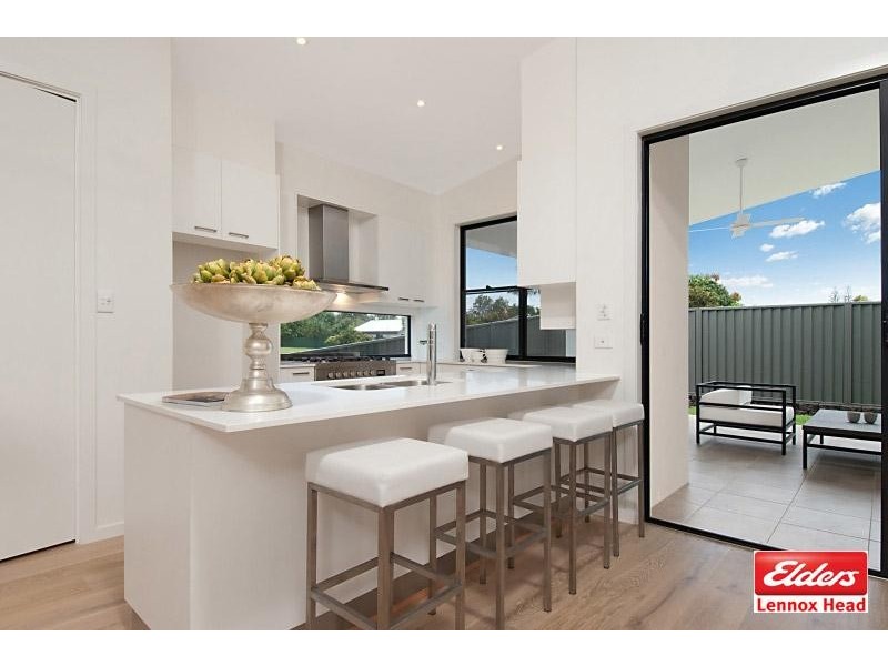 31 Kalemajere Drive, Suffolk Park NSW 2481