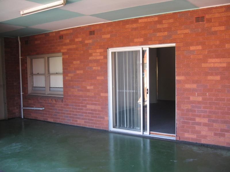 Unit 2/8 Hume Highway, Warwick Farm NSW 2170