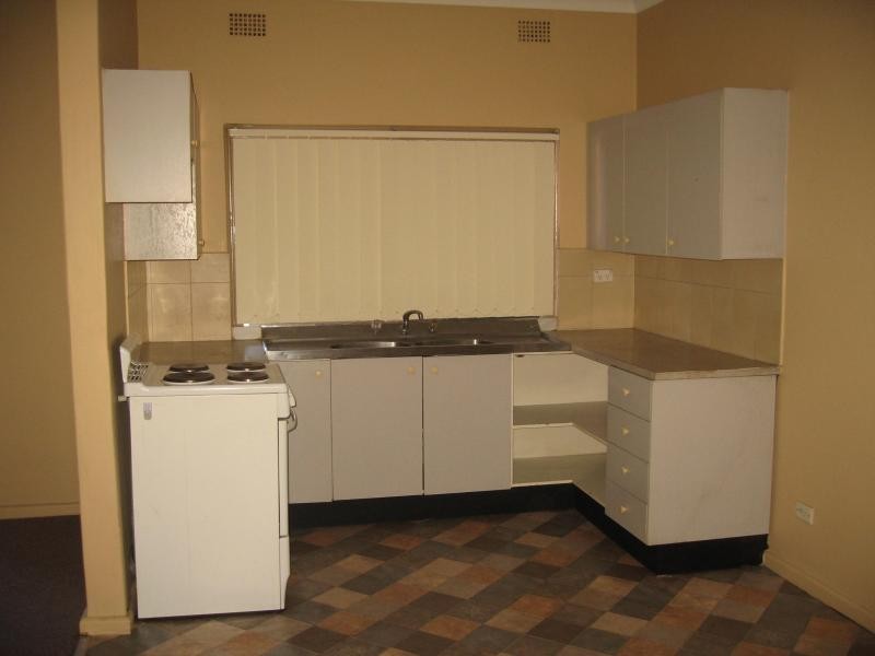 Unit 2/8 Hume Highway, Warwick Farm NSW 2170