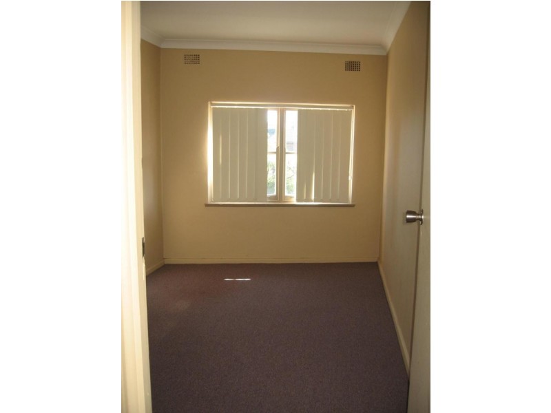 Unit 2/8 Hume Highway, Warwick Farm NSW 2170