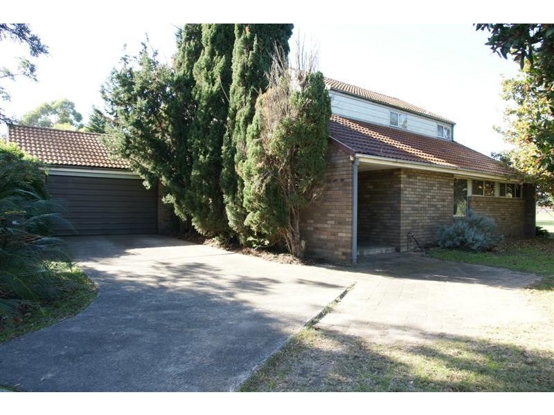 6 Central Ave, Chipping Norton NSW 2170