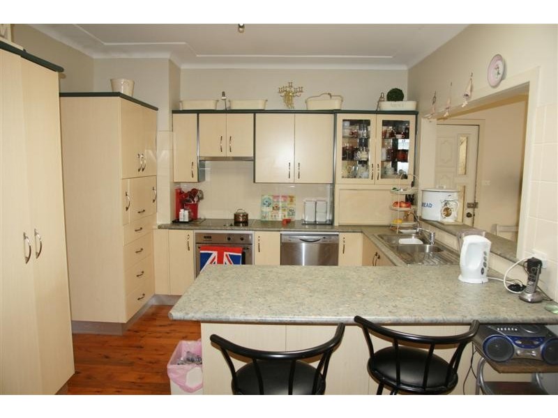 Fairfield West NSW 2165
