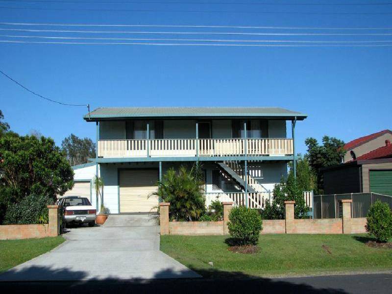 7 DALLEY STREET, Palmers Island NSW 2463