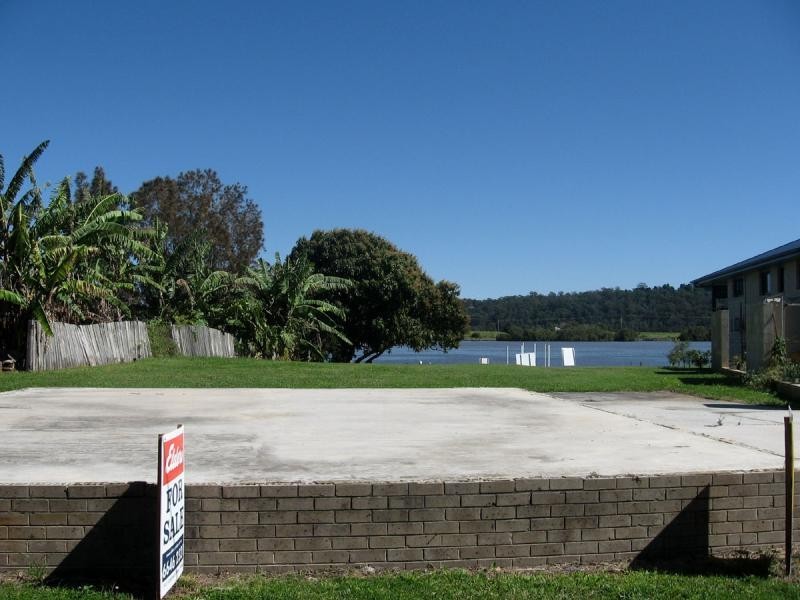 2A TALOUMBI STREET, Maclean NSW 2463
