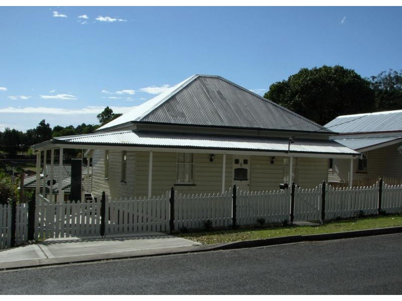 33 Wharf Street, Maclean NSW 2463