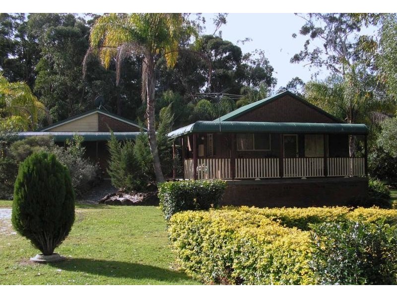 15 Emu Drive, Woombah NSW 2469