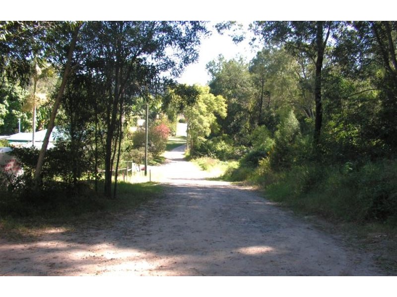 8 Hoschkes Lane, Maclean NSW 2463