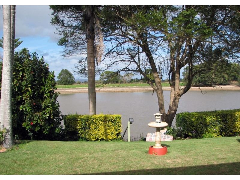 54 Clarence St, Brushgrove NSW 2460