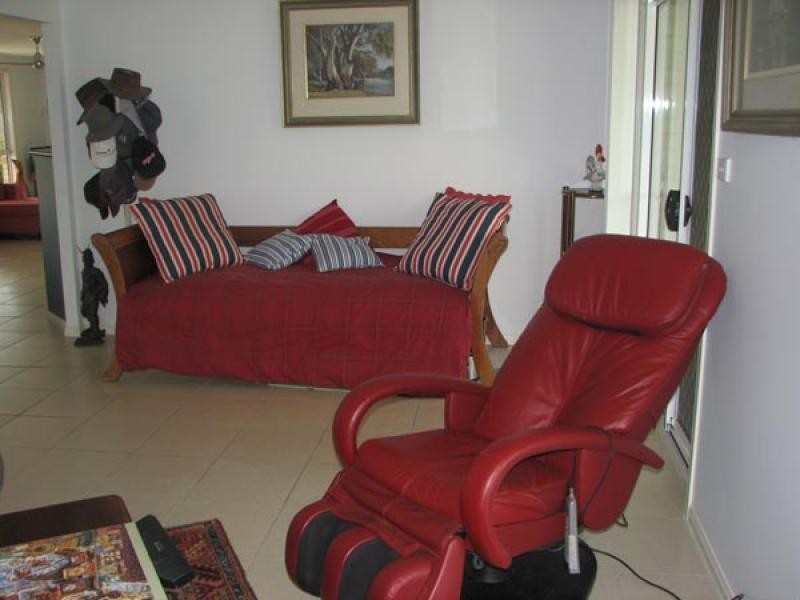 10 c Clyde Essex Drive,, Gulmarrad NSW 2463