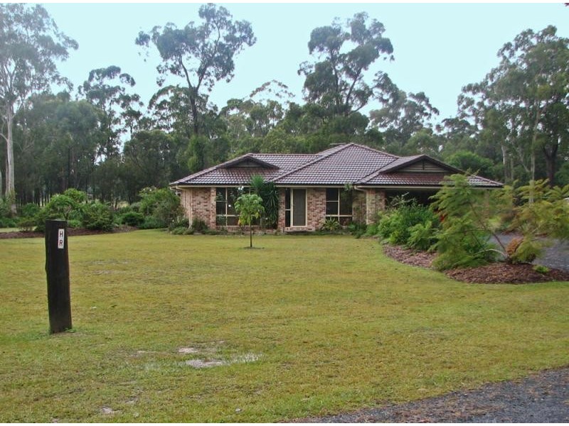 6 Brolga Drive, Gulmarrad NSW 2463