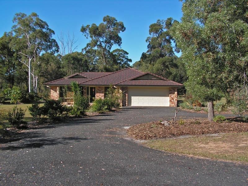 6 Brolga Drive, Gulmarrad NSW 2463
