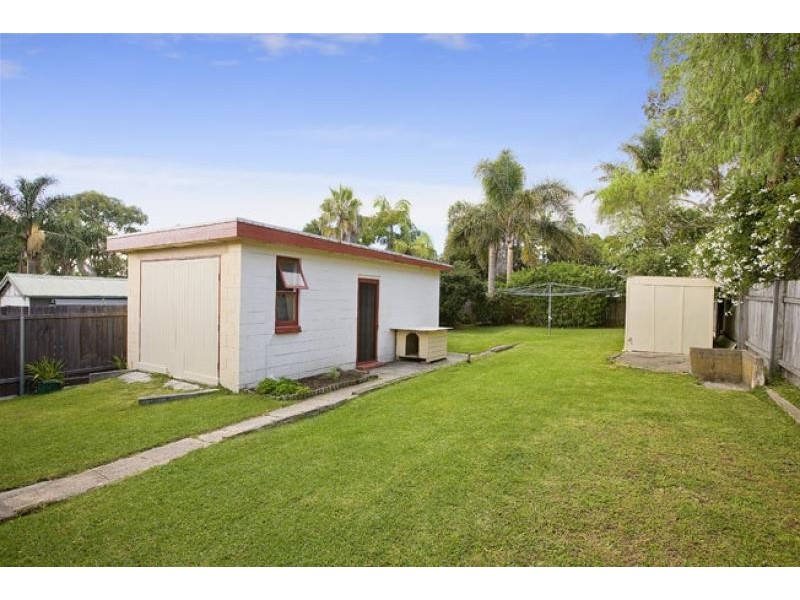 168 WYNDORA AVENUE, Freshwater NSW 2096