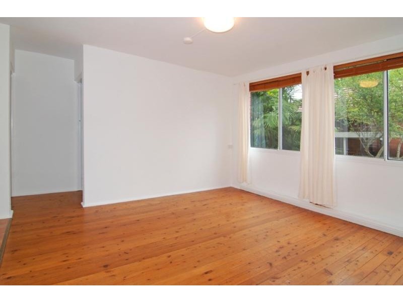 2/32 Wyuna Avenue, Freshwater NSW 2096