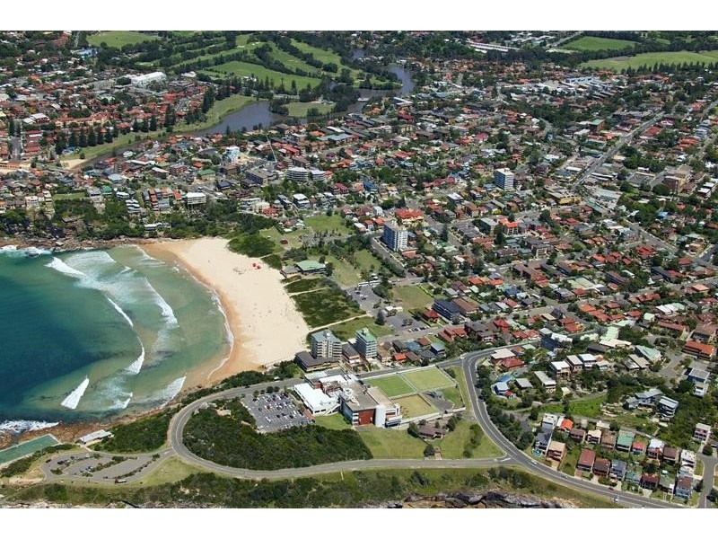 2/32 Wyuna Avenue, Freshwater NSW 2096