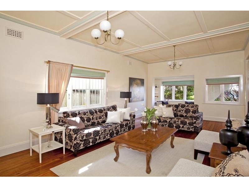 23 Kangaroo Street, Manly NSW 2095