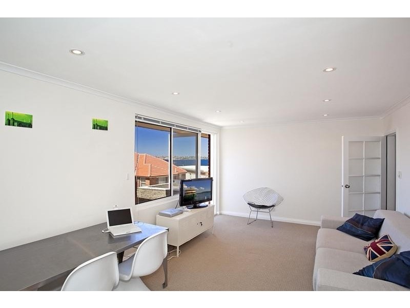 9/19 The Crescent, Manly NSW 2095