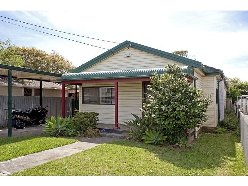 1 Spring Road, North Curl Curl NSW 2099