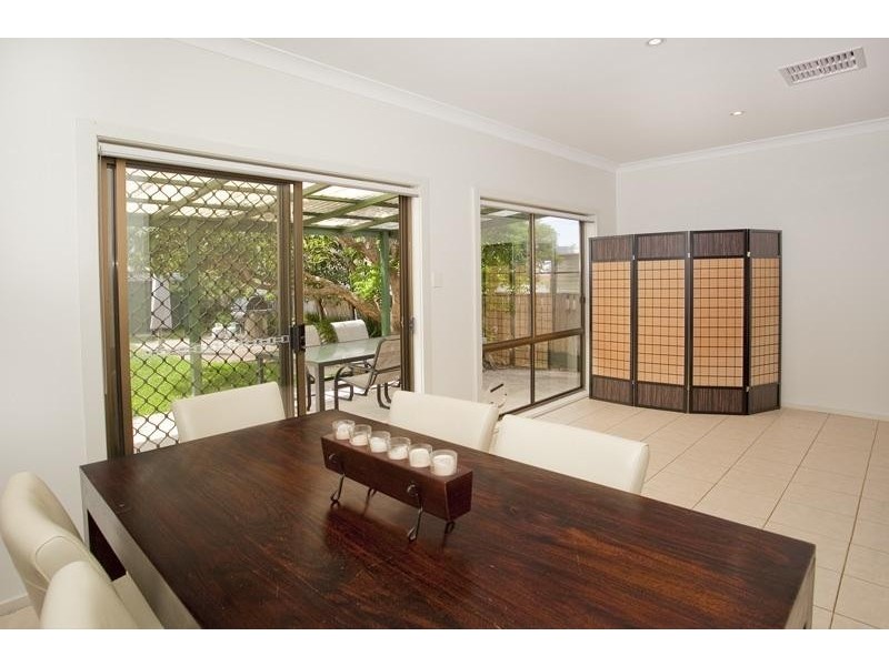 1 Spring Road, North Curl Curl NSW 2099