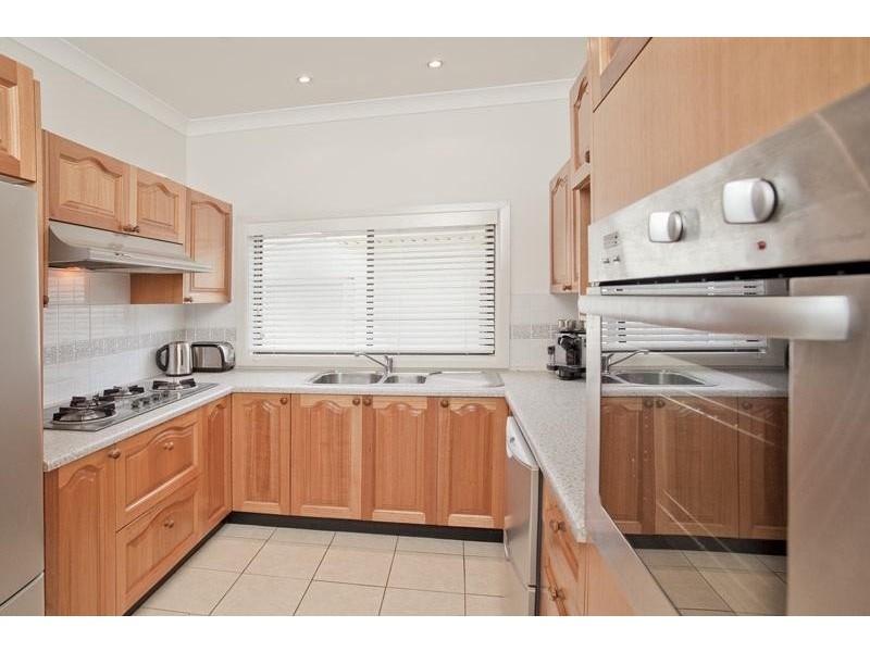 1 Spring Road, North Curl Curl NSW 2099