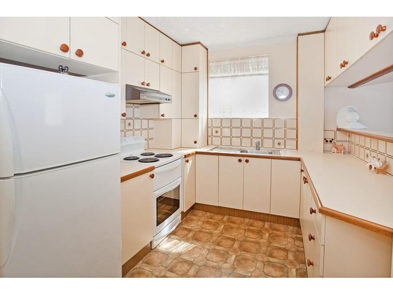 1/64 Carrington Parade, Curl Curl NSW 2096