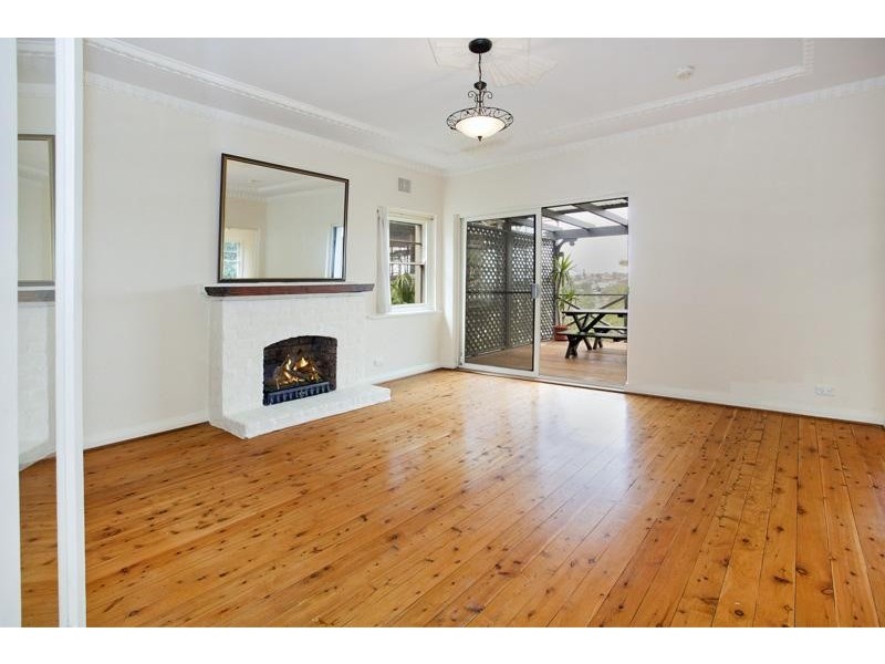120 Queenscliff Road, Queenscliff NSW 2096